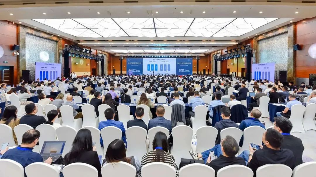 高安全、高倍率、轻量化 | AG贵宾会能源全国家电大会现场分享电池技术创新